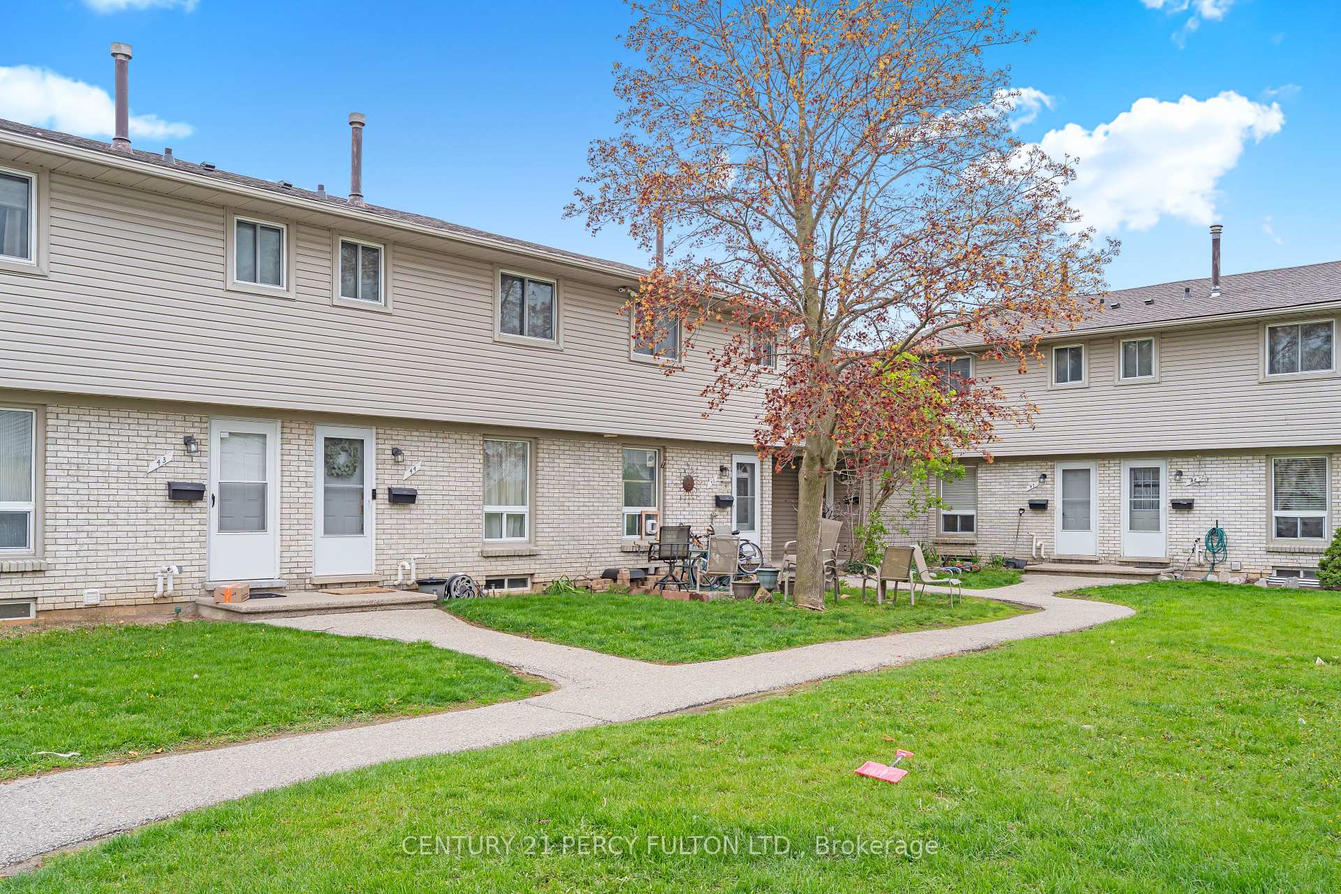 700 Paisley Road 90, Guelph, ON N1K 1A3