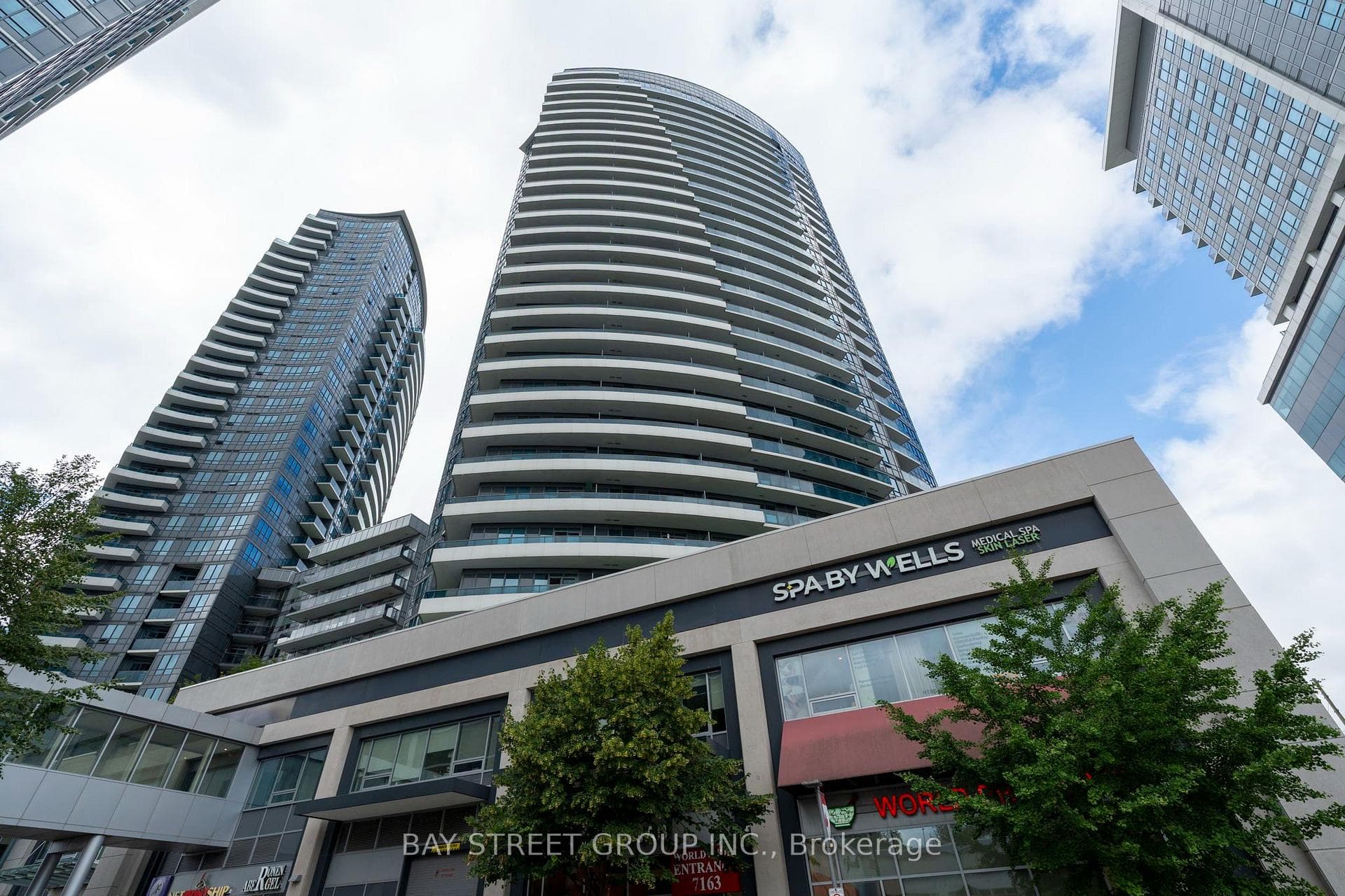 7171 Yonge Street 1905, Markham, ON L3T 0C5