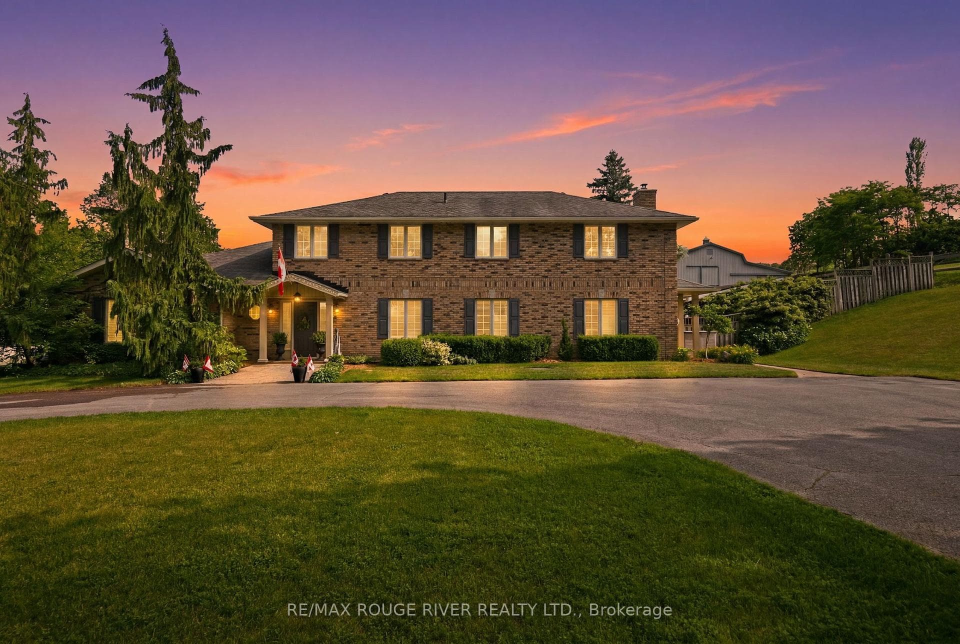 7483 Bethel Grove Road, Hamilton Township, ON K9A 4J7