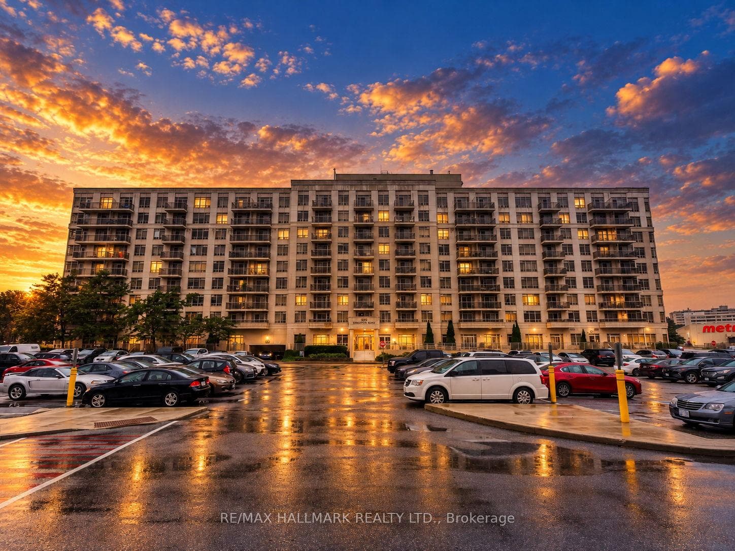 3650 Kingston Road PH918, Toronto, ON M1M 3X9