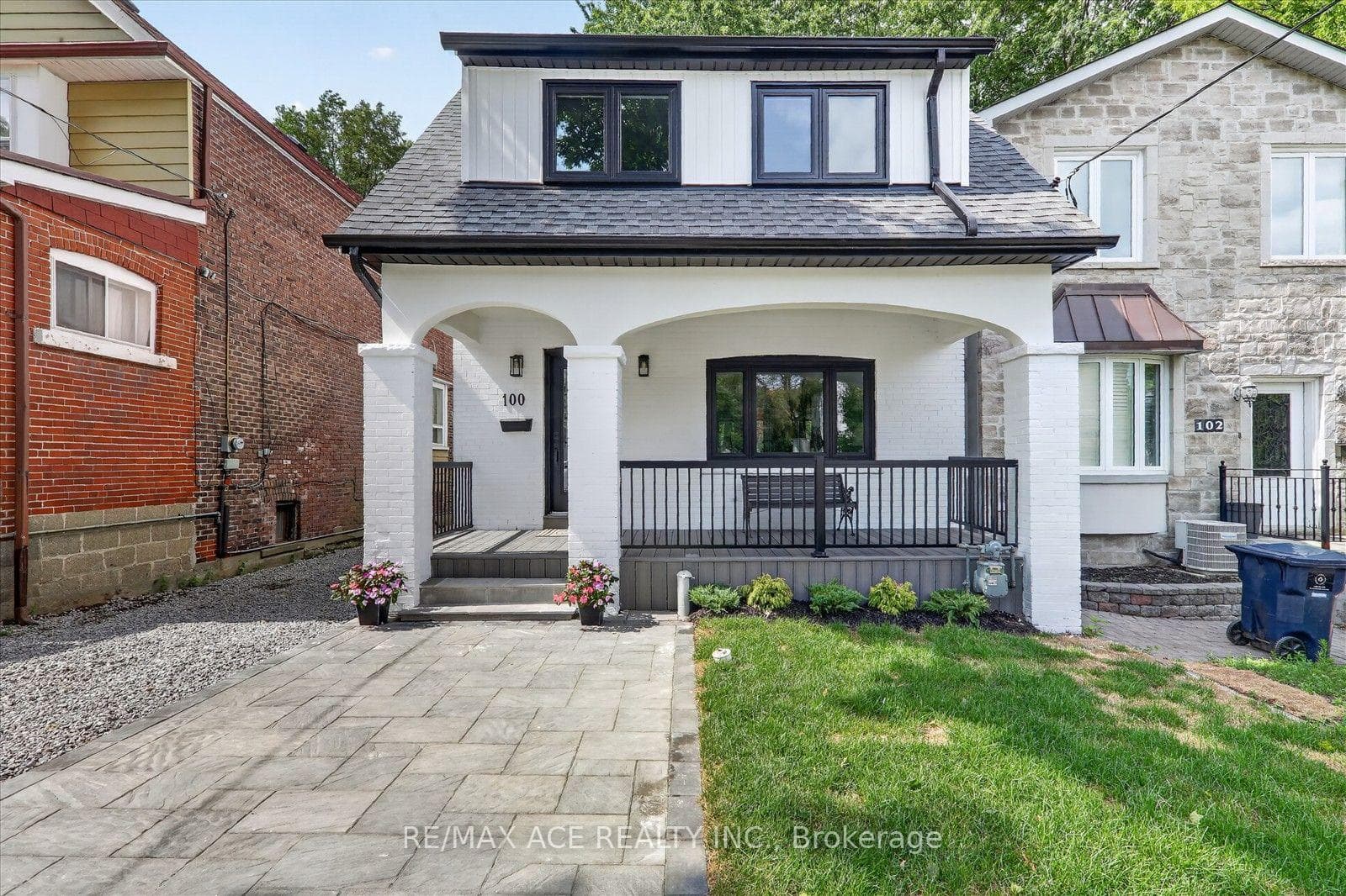 100 Dunkirk Road, Toronto, ON M4C 2M6