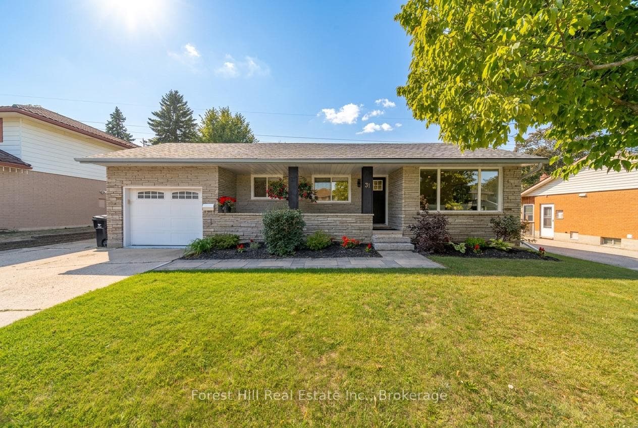 31 Gay Crescent, Kitchener, ON N2A 2C2