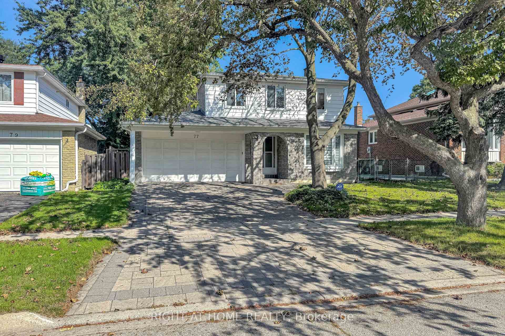 77 PEBBLEHILL Square, Toronto, ON M1S 2P8