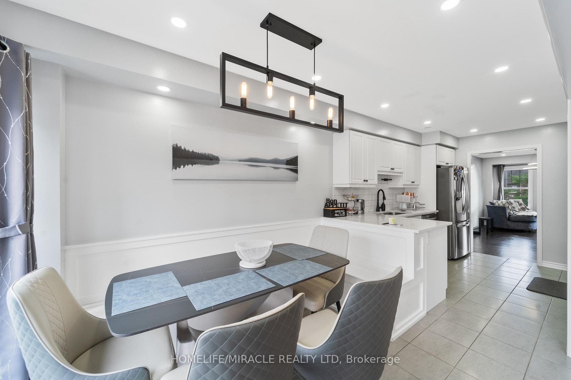 24 Metro Crescent, Brampton, ON L7A 0A8
