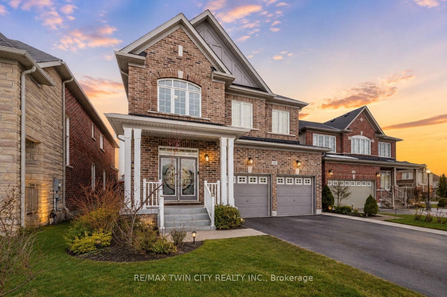 498 Thomas Slee Drive, Kitchener, ON N2P 2Y1