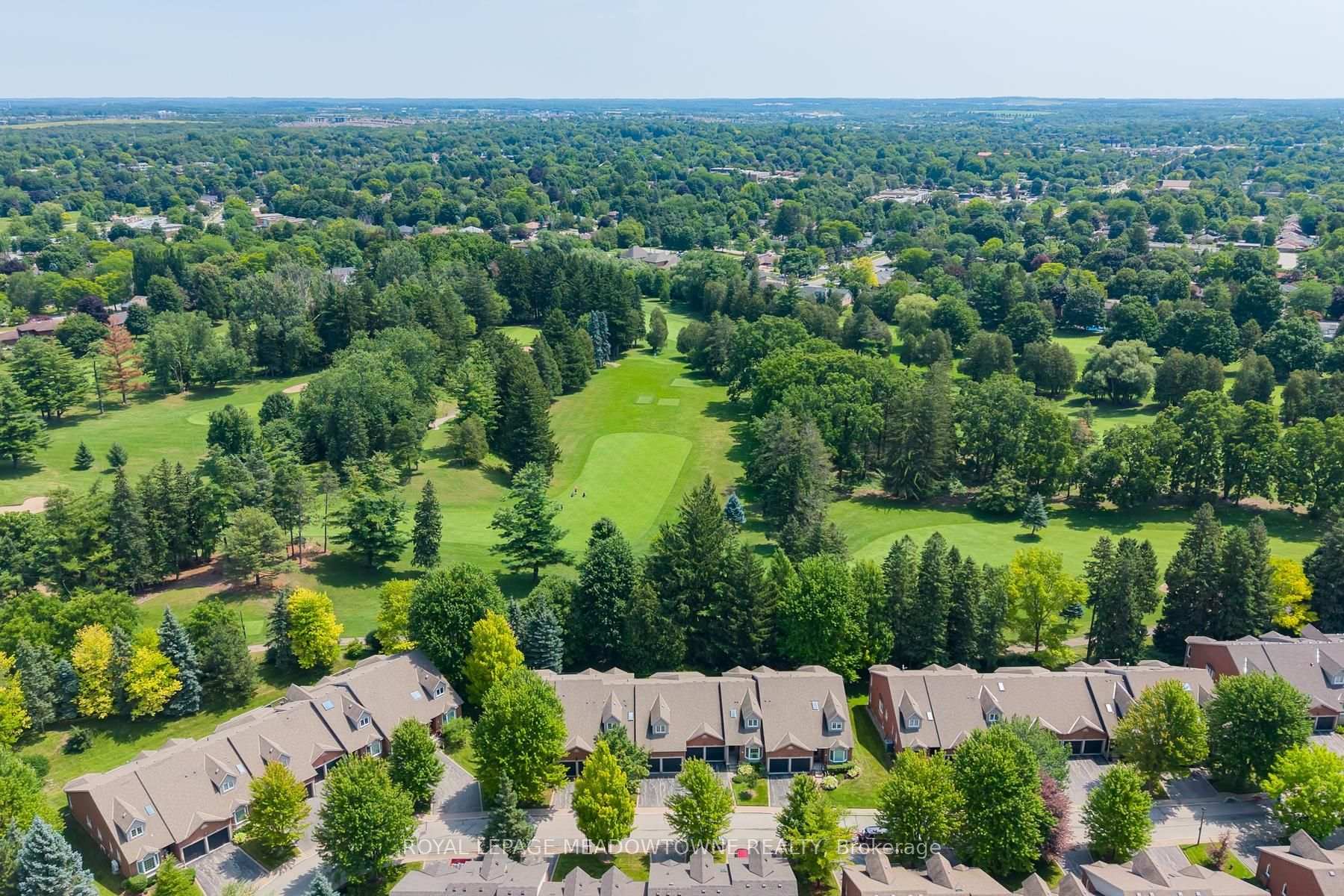 12 Fairway Lane, Guelph, ON N1E 7A9