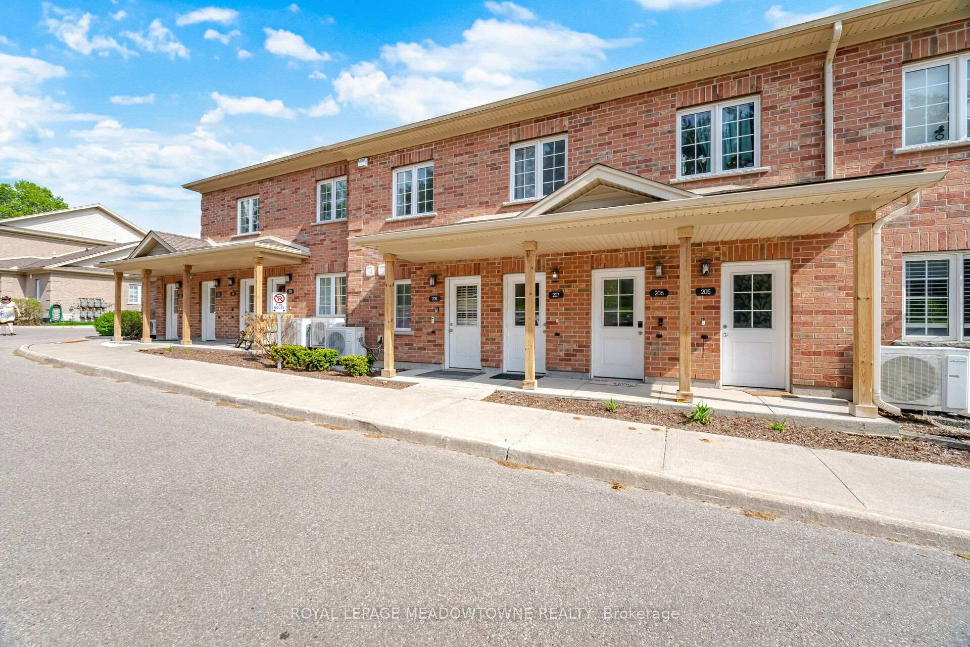 7 Cityview Drive S 207, Guelph, ON N1E 0R1