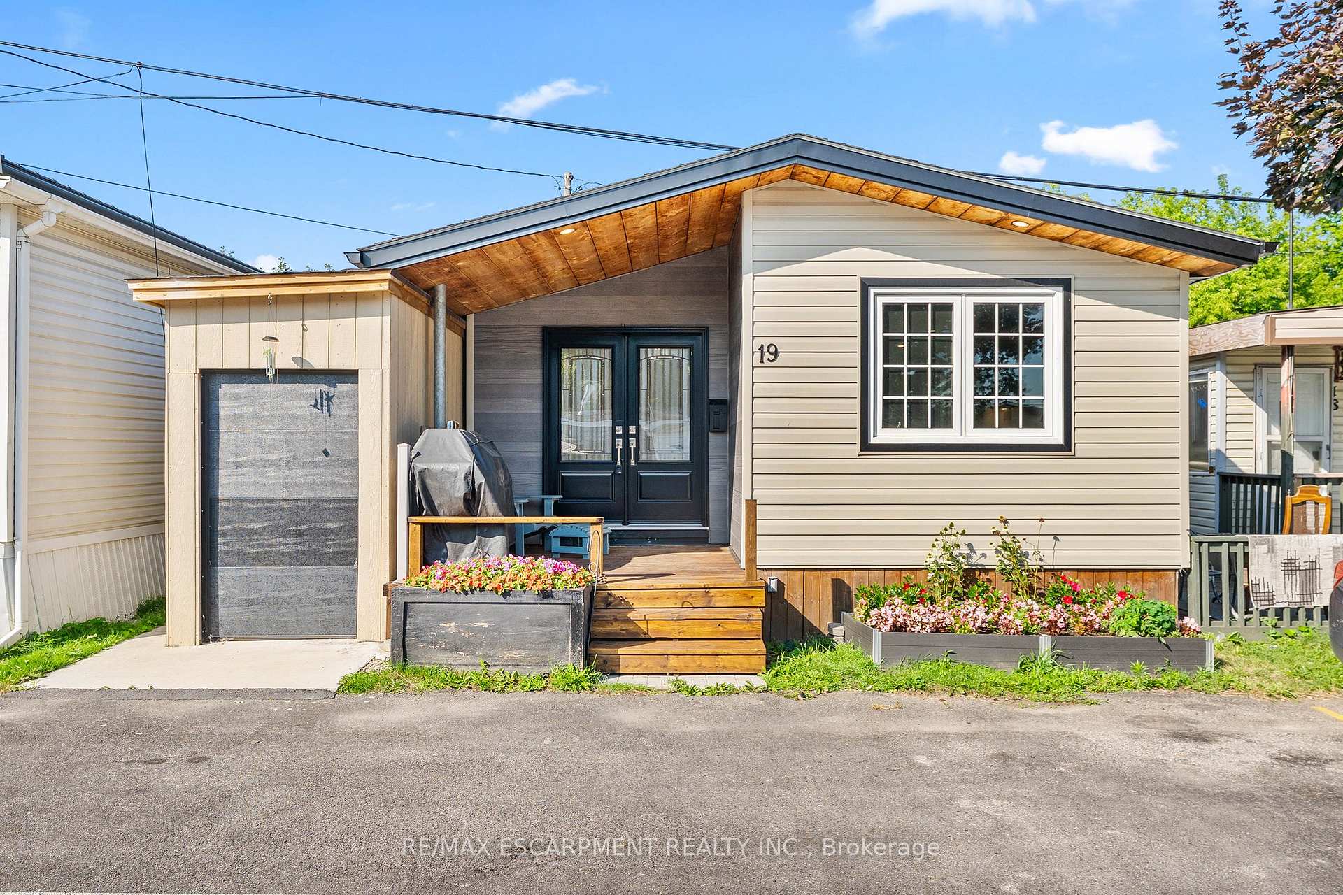 3233 DERRY Road E 19, Mississauga, ON L4T 1A8