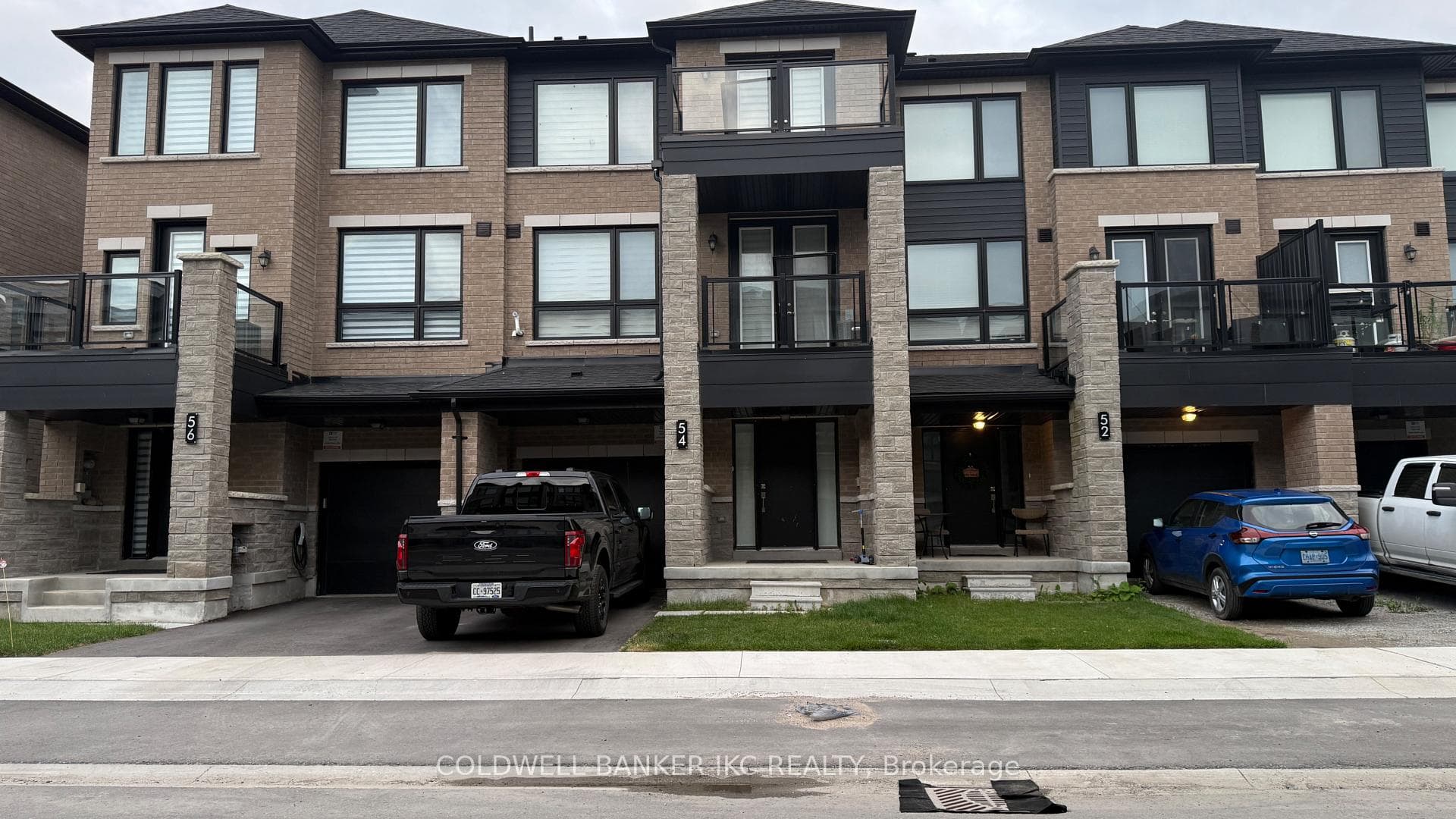 54 Red Maple Lane, Barrie, ON L9N 0N7
