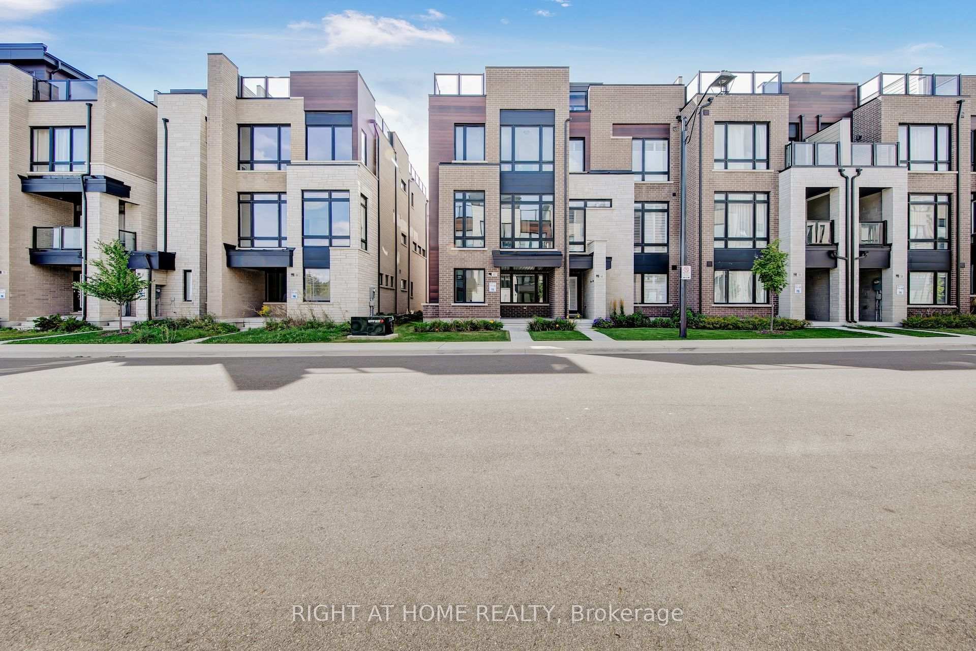 62 Ingersoll Lane, Richmond Hill, ON L4E 1G9