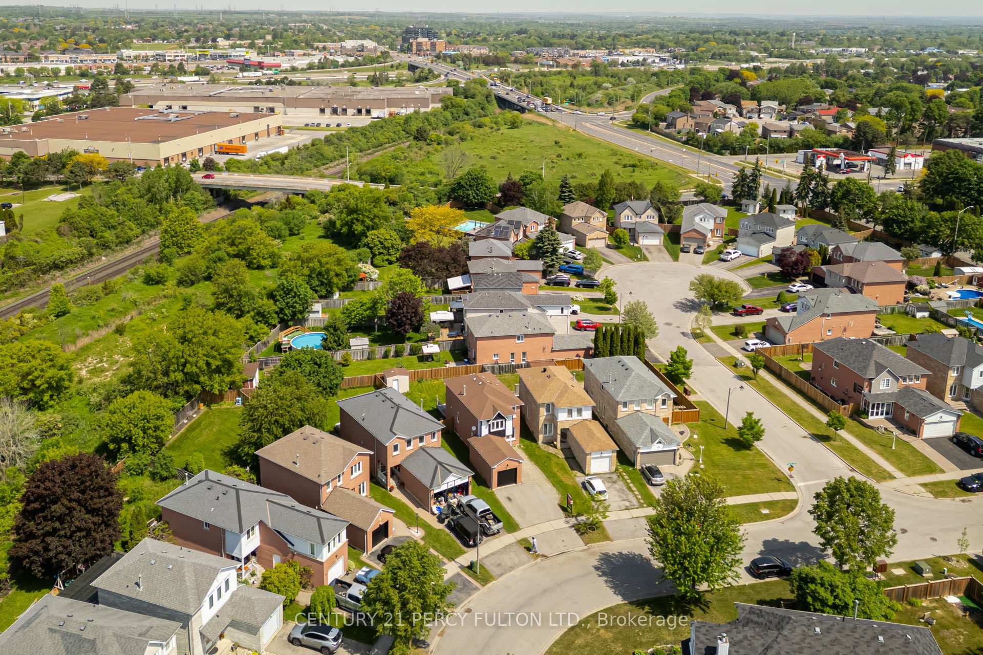 611 Atwood Crescent, Pickering, ON L1W 3W7