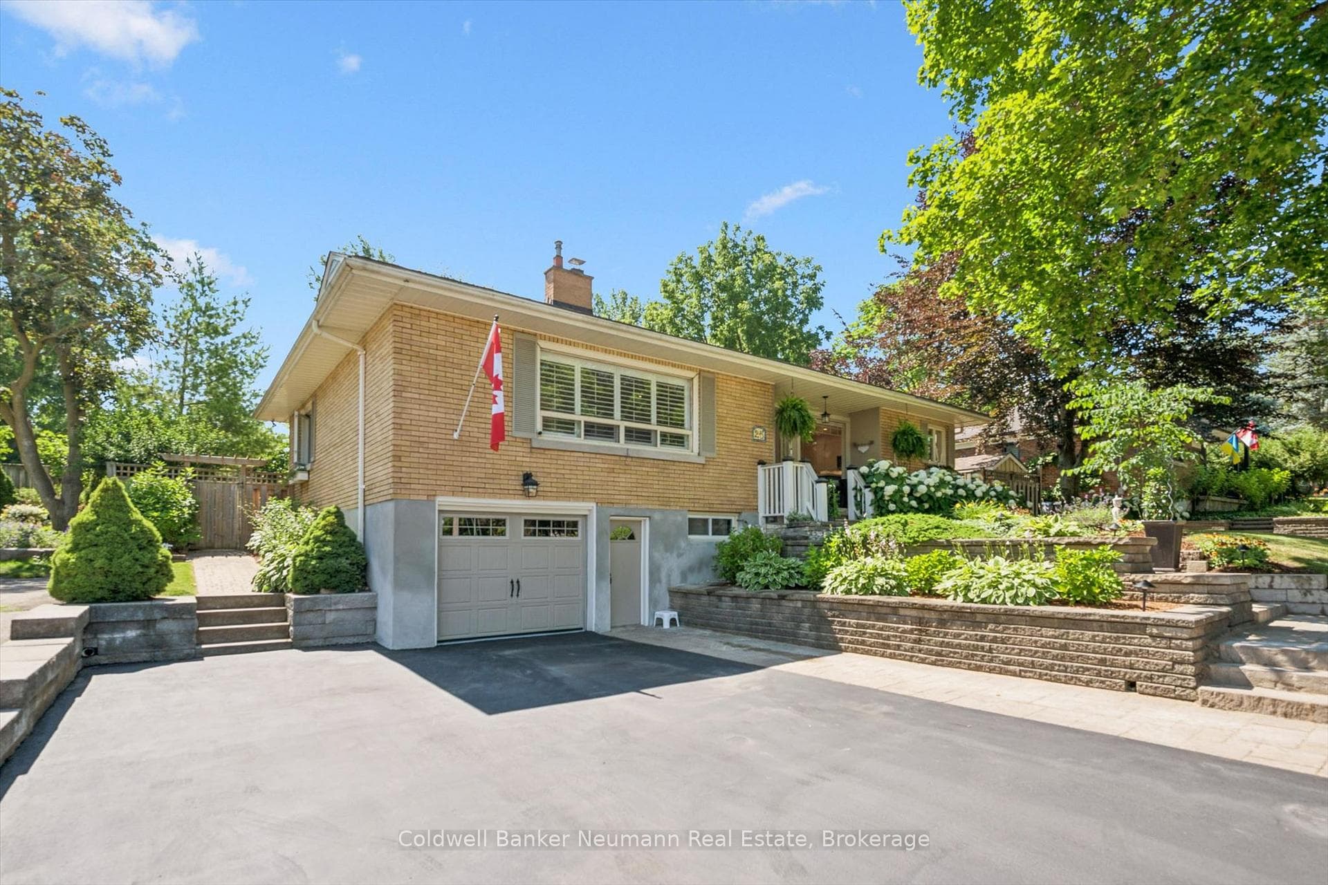 25 Bennett Avenue, Guelph, ON N1E 2C6