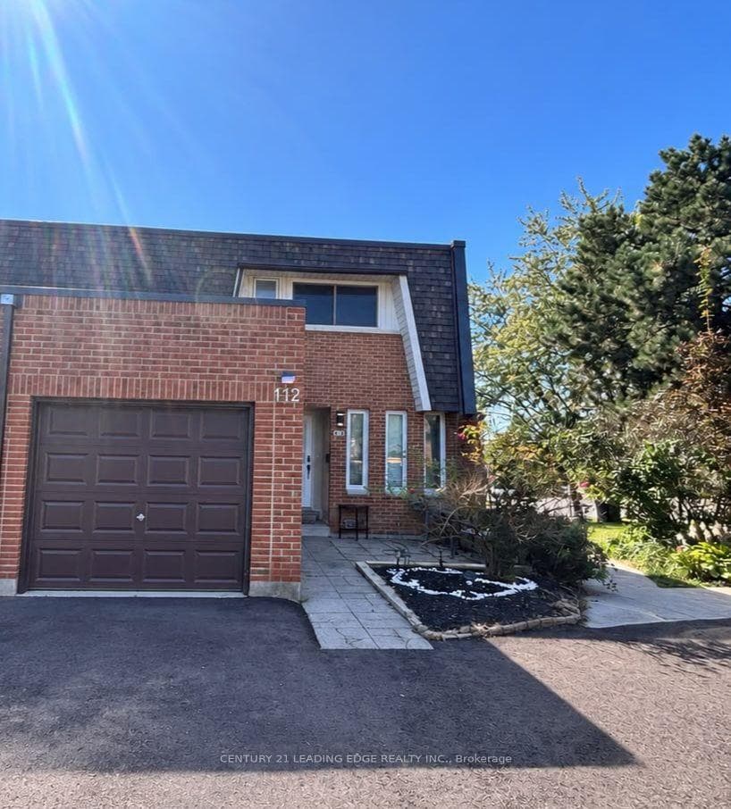 112 Deacon Lane, Ajax, ON L1S 2T3