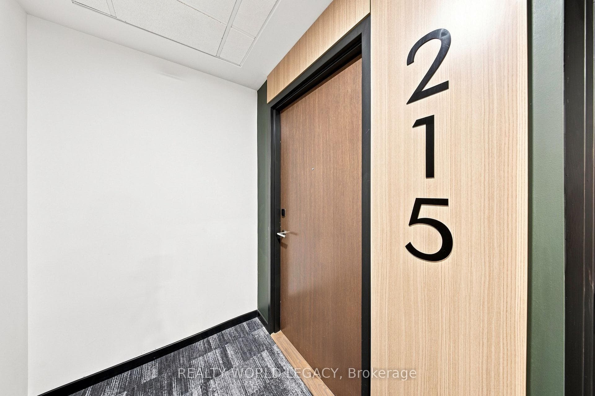 101 Golden Eagle Road 215, Waterloo, ON N2V 0H4