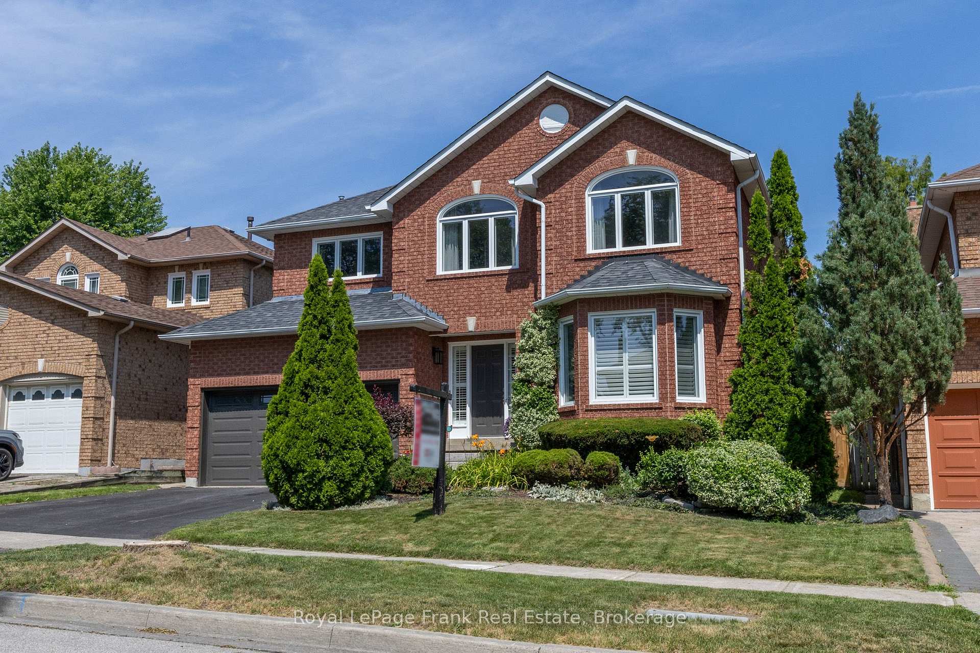 10 Cork Drive, Whitby, ON L1R 2C7