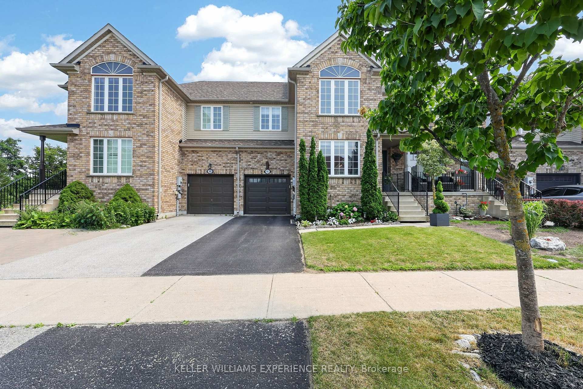 91 Thrushwood Drive, Barrie, ON L4N 0Z1