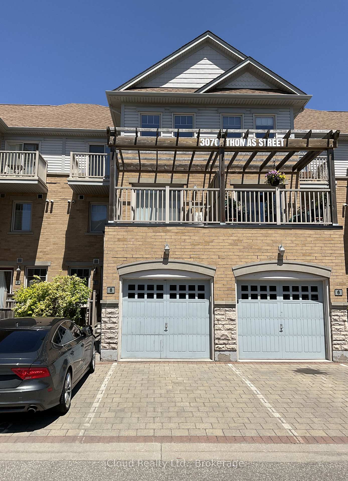 3070 Thomas Street 8, Mississauga, ON L5M 0T2