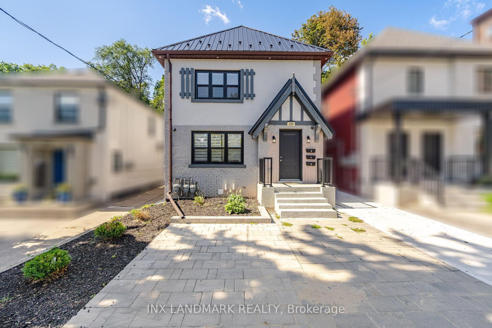 298 South Kingsway, Toronto, ON M6S 3T9