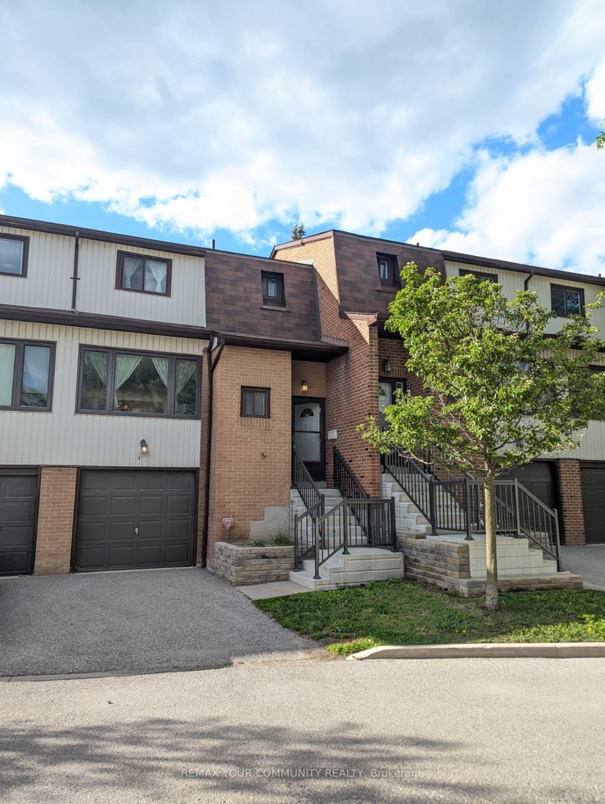765 Oklahoma Drive 4, Pickering, ON L1W 3C9