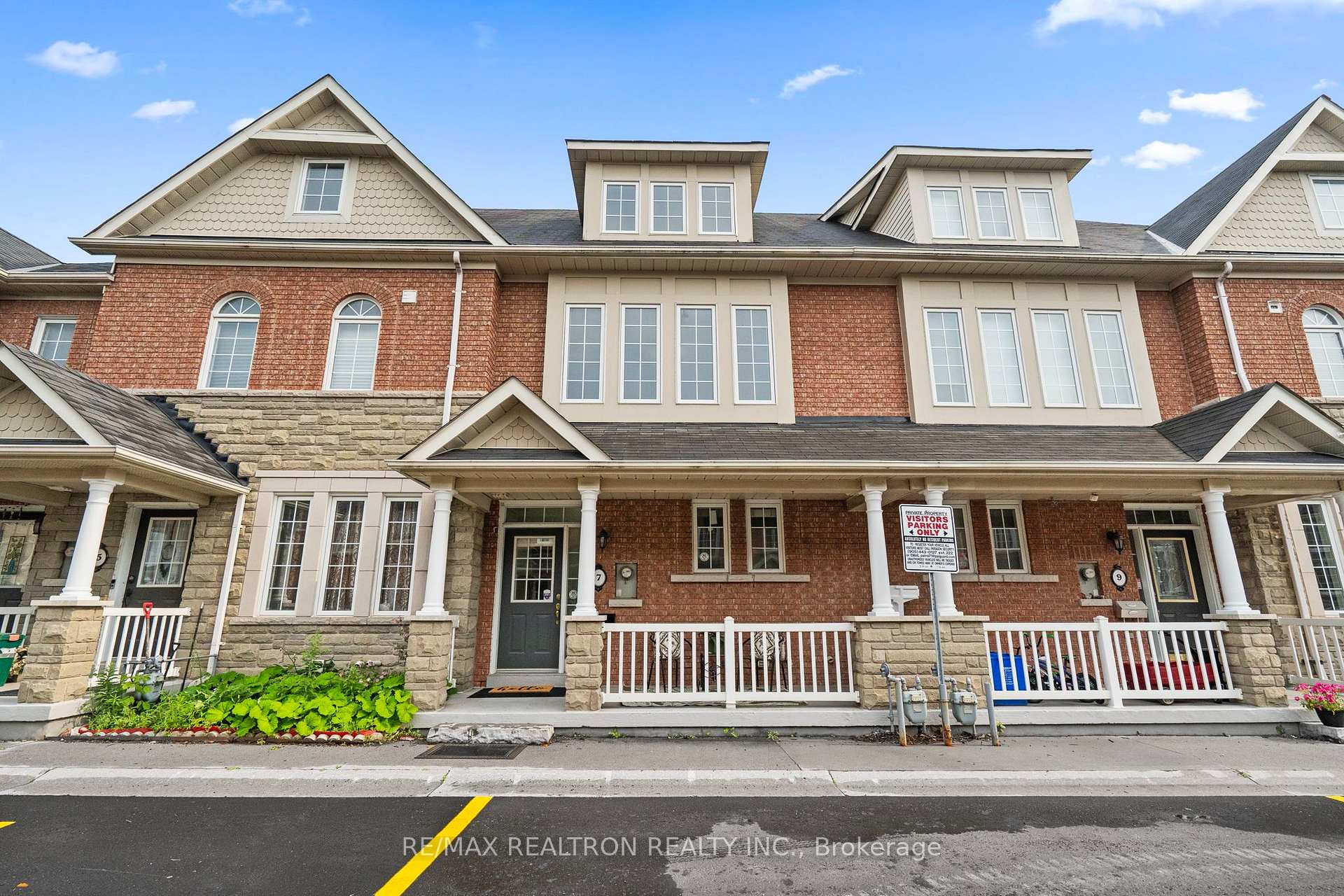 7 Torr Lane TO7, Ajax, ON L1S 7N1