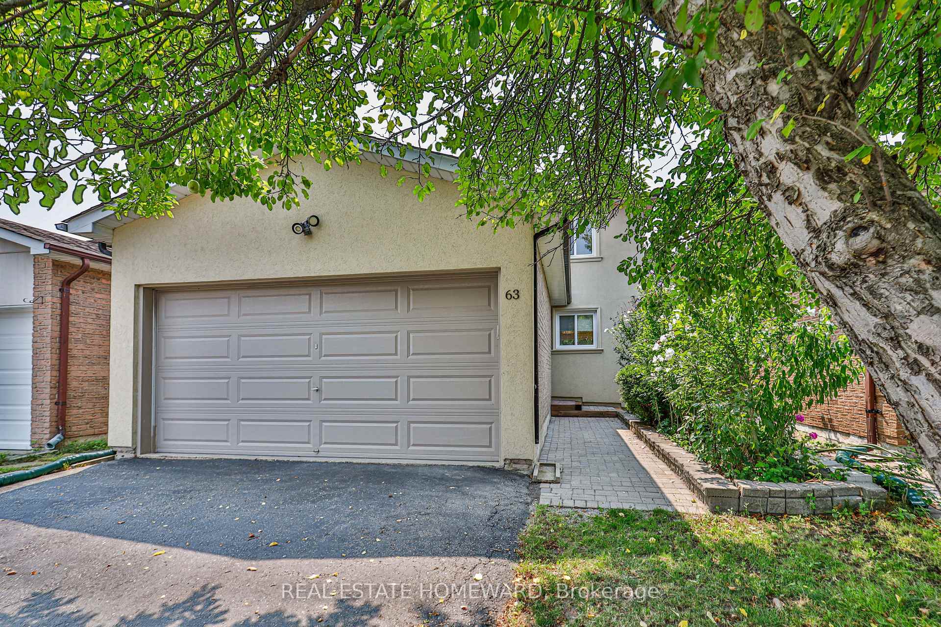 63 Don Head Village Boulevard, Richmond Hill, ON L4C 7M9