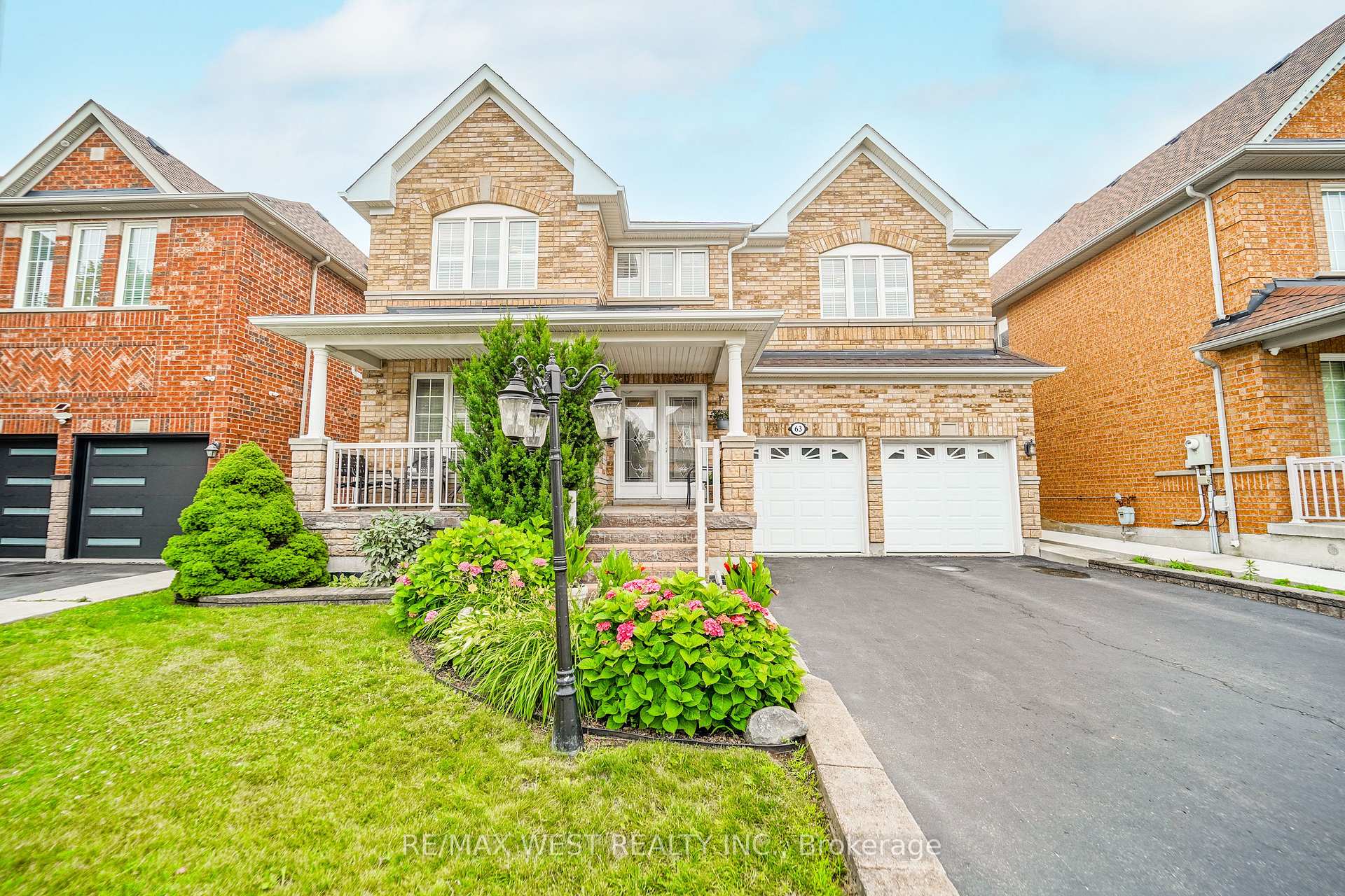 63 Lockheed Crescent, Brampton, ON L7A 3G4
