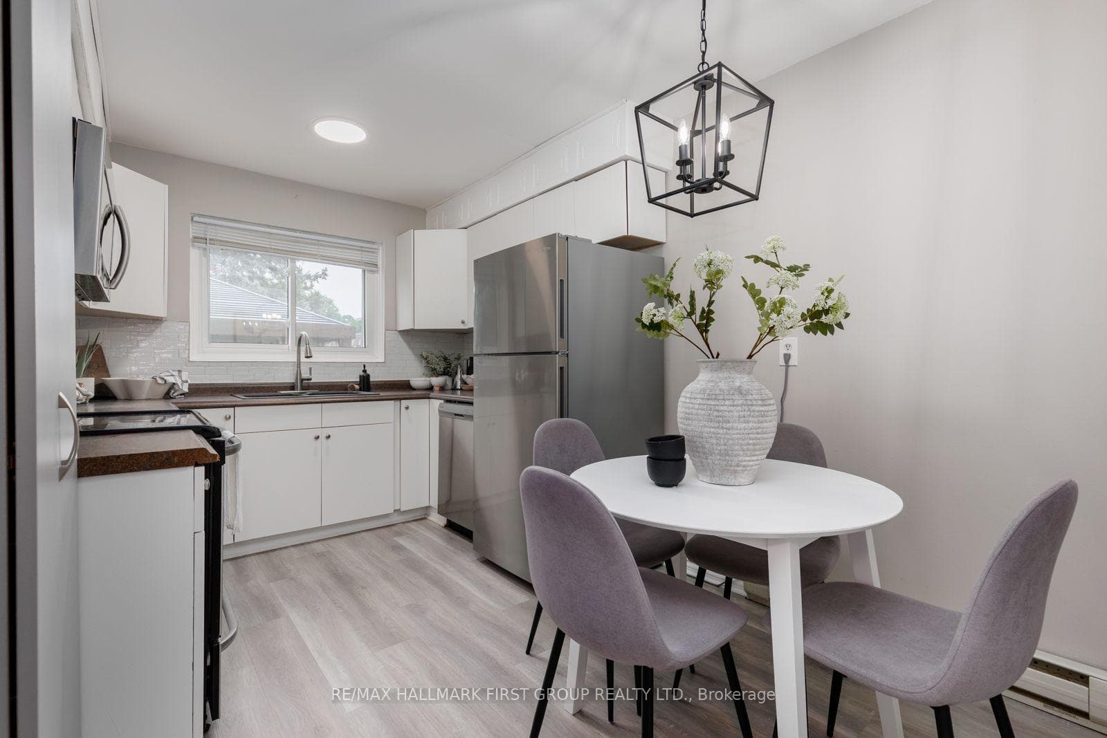 1300 Oxford Street 45, Oshawa, ON L1J 6C5