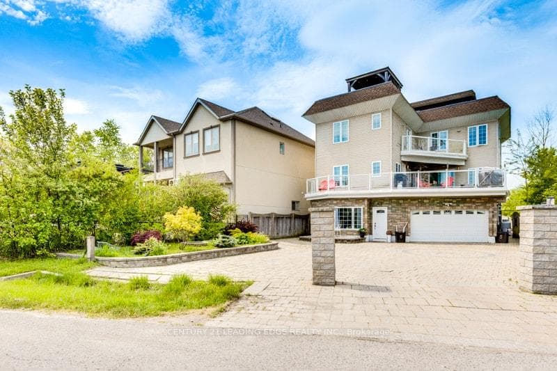 55 Ontoro Boulevard, Ajax, ON L1Z 1X6