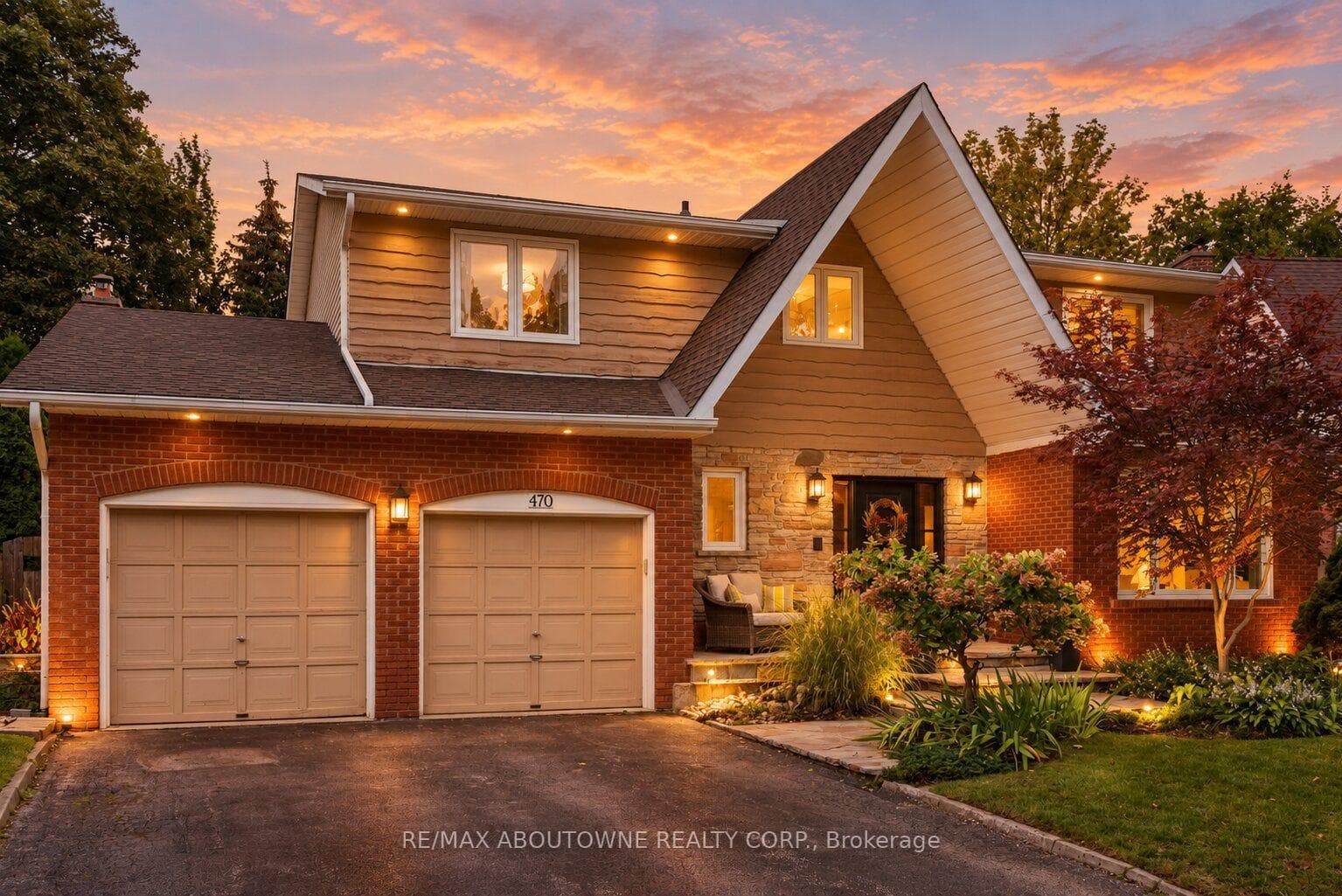 470 Carlton Drive, Oakville, ON L6J 5X3