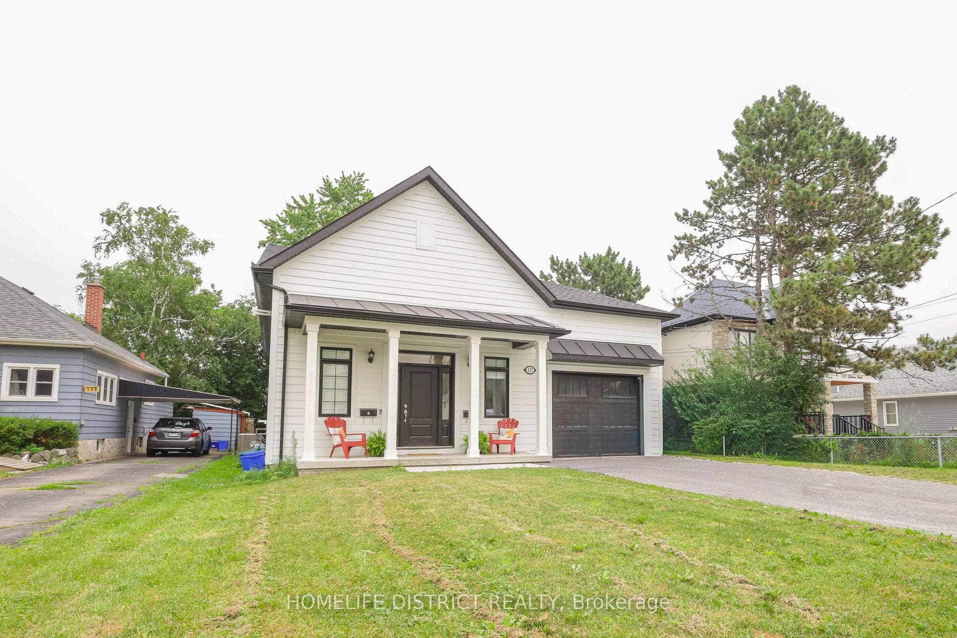 127 Gibbons Street, Oshawa, ON L1J 4Y1