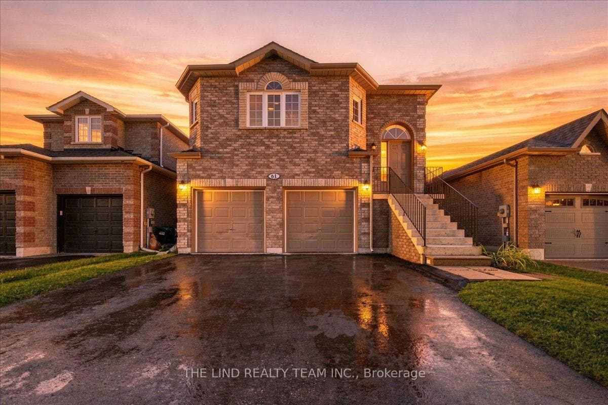 61 Mcintyre Drive, Barrie, ON L4N 5C5